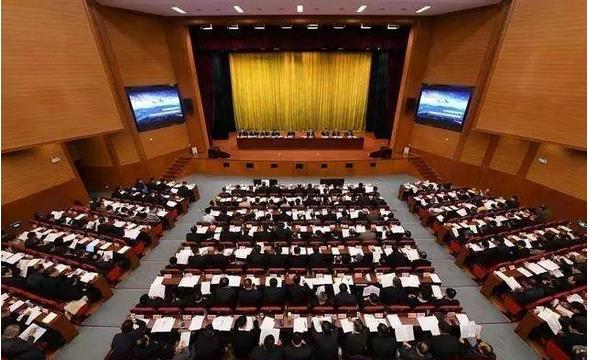 交通運(yùn)輸部部長(zhǎng)李小鵬：2018年，鐵路完成投資7920億元，公路水路完成投資2.3萬(wàn)億元，民航完成投資810億元