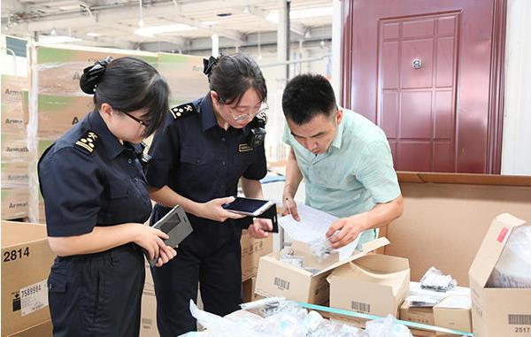 鄭州海關(guān)：前11個(gè)月，河南省外貿(mào)進(jìn)出口總值5024.8億元，其中民營(yíng)企業(yè)進(jìn)出口1366.3億元