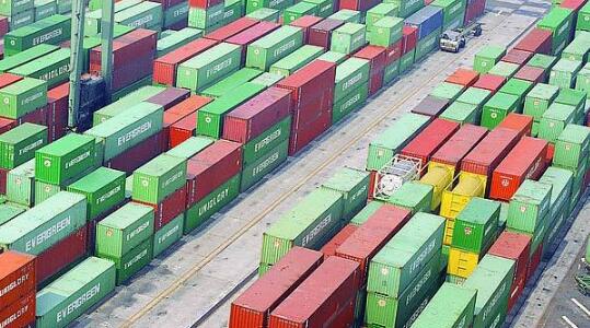 1-10月，物流業(yè)總收入8.4萬(wàn)億元，同比增長(zhǎng)0.9%